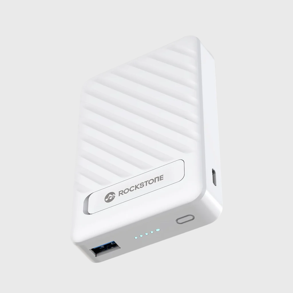 10000 Mah MagSafe Wireless Charging Power Bank with Kickstand